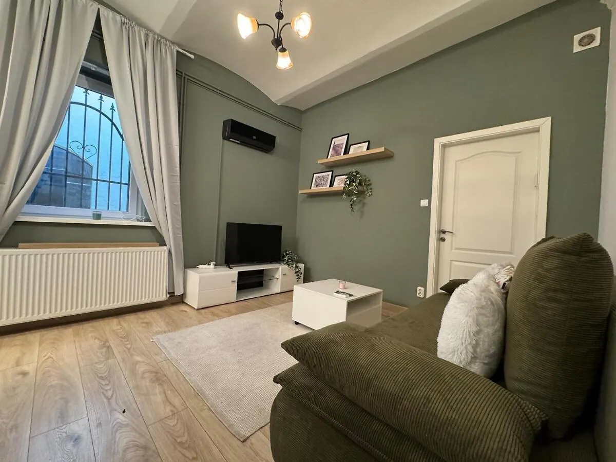 V17 Duplex At Westend Mall Budapest